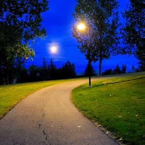 Meet your Posher, We're the